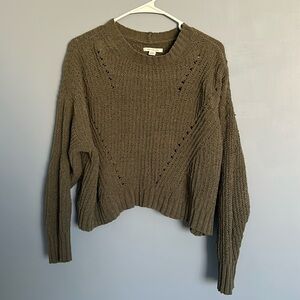 Knot cropped sweater